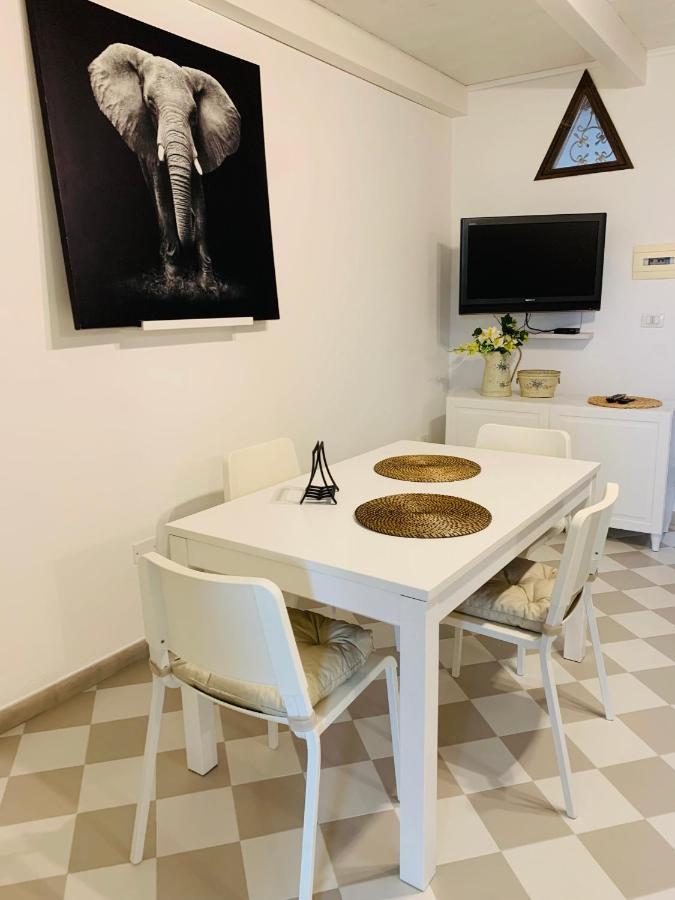 Wonderful Apartment In Old Alghero Esterno foto