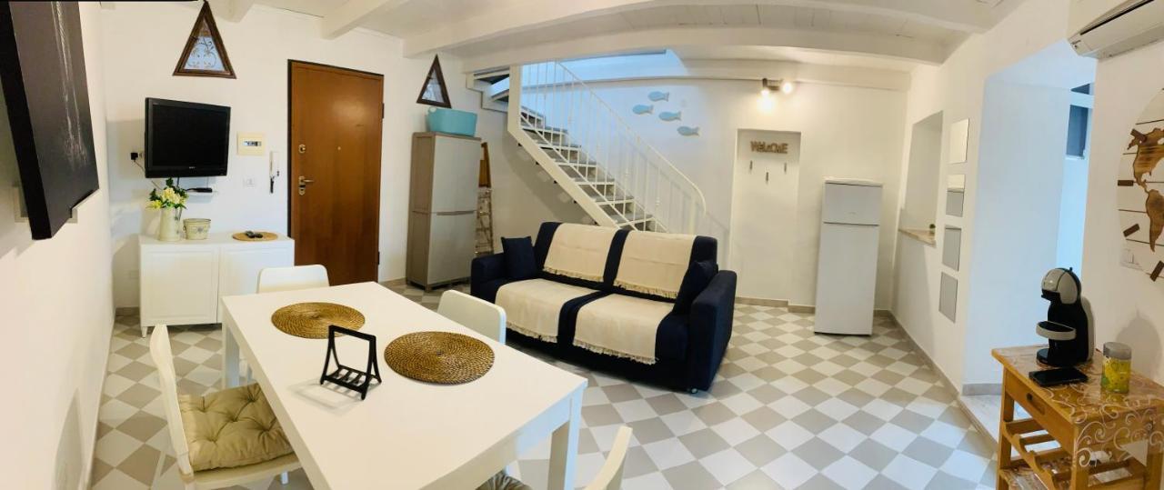Wonderful Apartment In Old Alghero Esterno foto